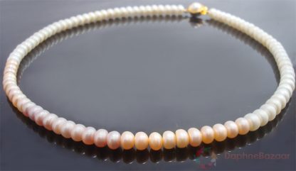 Daphne Bazaar Rainbow Pearls string