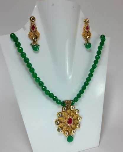 Green Kundan AD Set With Onyx Strings