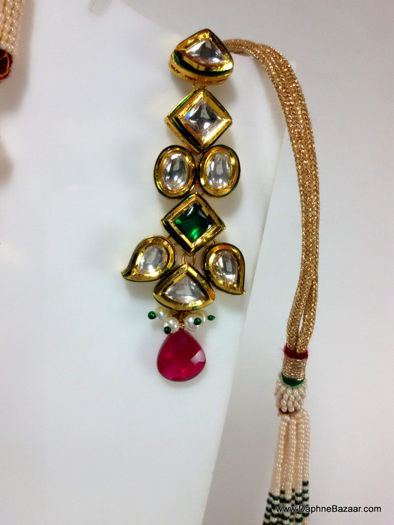 Kundan Earrings Closeup