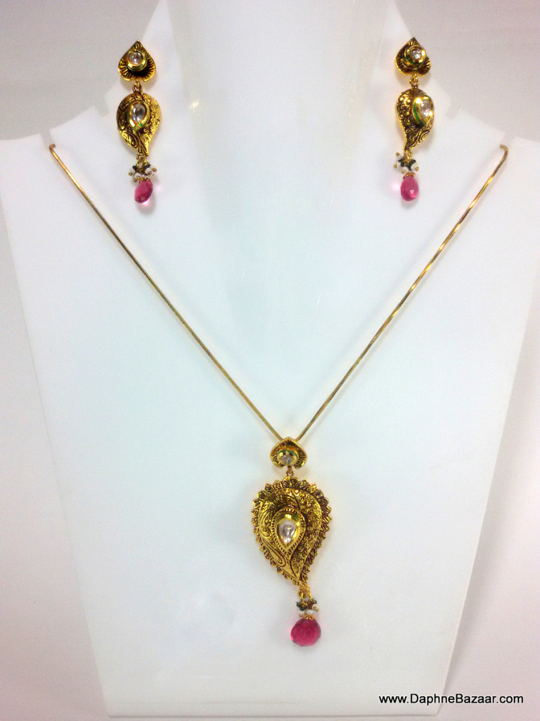 Kundan Pendant Earrings Pink Shade