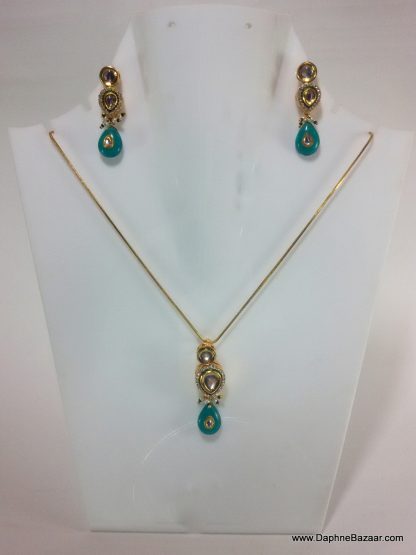 Turquoise Shade Kundan Pendant and Earrings set