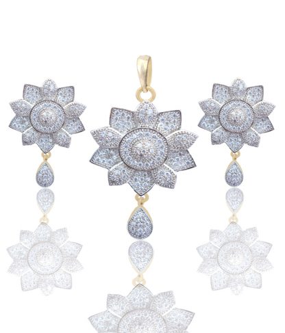 Daphne Bazaar Amercian Diamond Flower earrings and pendant