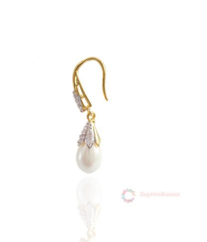 American Diamond Pearl Hanging Side look