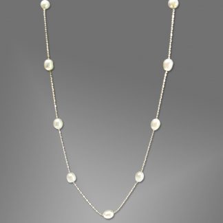 Daphne White Pearl Garland for Women