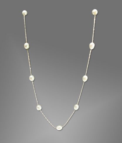 Daphne White Pearl Garland for Women