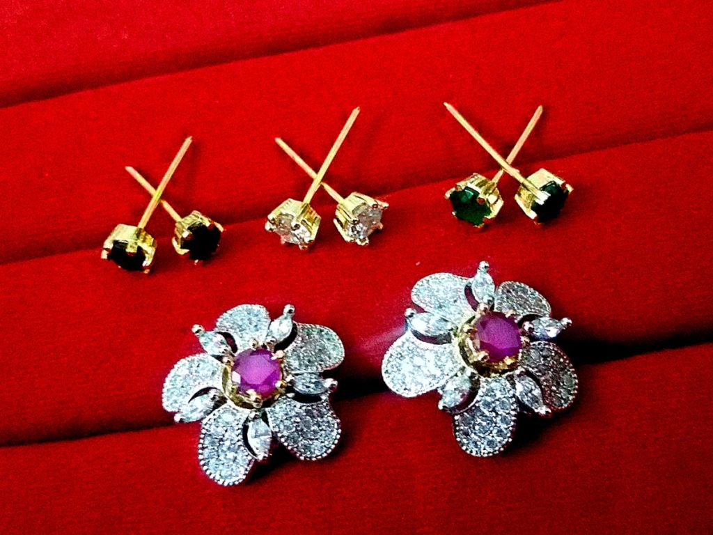 Daphne Four Color Changeable AD Flower Earrings for Women - Ruby