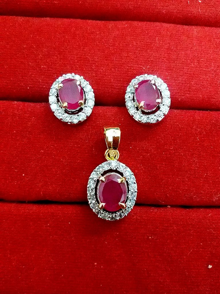 Daphne Ruby AD Pendant and Earrings in Oval shape