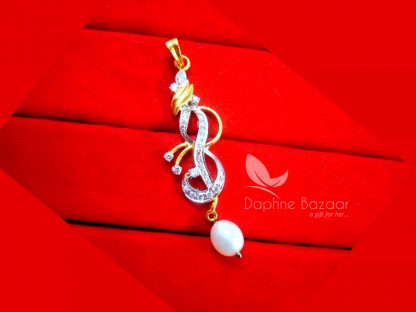 PE18, Daphne Limited Edition Pendant Set With Pearl Drop