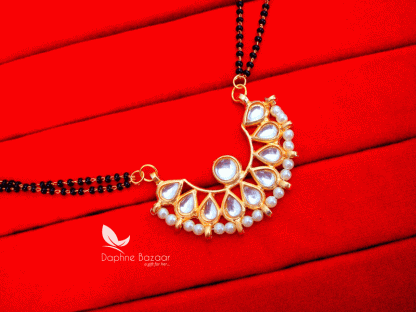 HC31, Daphne Golden Kundan Pearl Mangalsutra for Women closer view