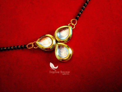 ME36 Daphne Ishqbaaz Bollywood Actress Anika Style Kundan Work Mangalsutra-closer view