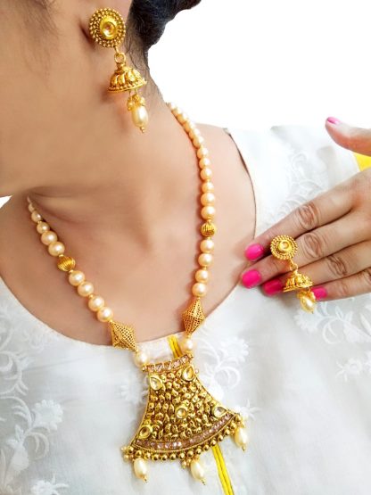 NK53 Daphne Traditional Rich Pearl necklace set in gold colour pendant