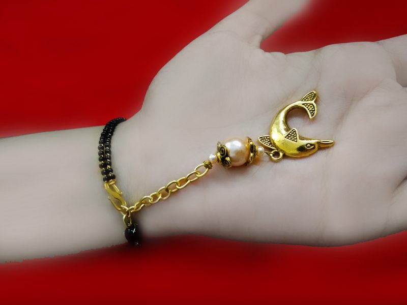 BR77 Daphne Oxidize Golden Bracelets With Black Bead Chain For Women