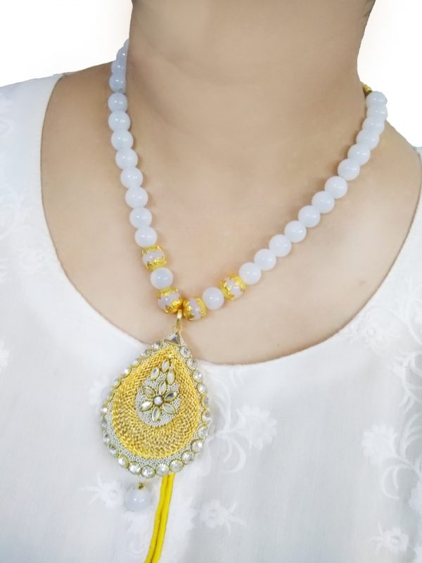 NA45 Daphne Classic White Golden Onyx Chunky Pan Necklace Wedding Special
