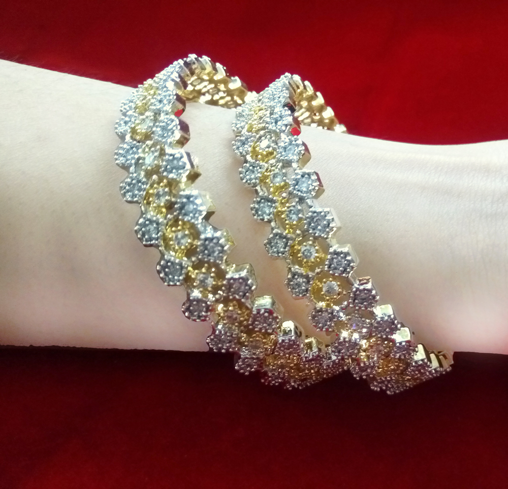 B44 Daphne Indian fashion Royal look Bangles For Christmas Celebration