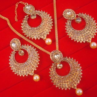 CBU68 Daphne Sparkling Combo In Wine Color Pendant Earring And Maang Tikka