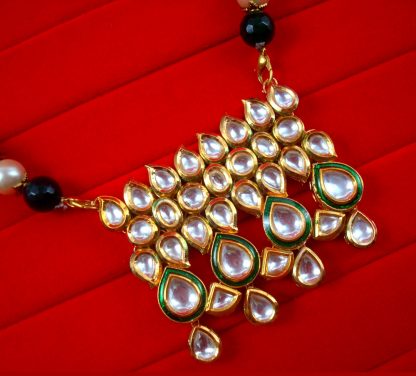 NA95 Daphne Kundan Pendant Set With Multi Strand Green Bead Chain