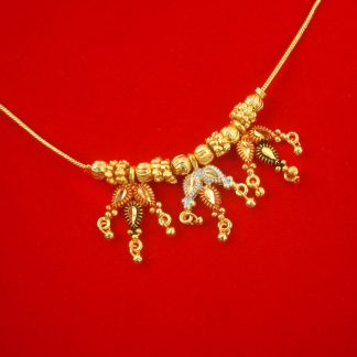 MN87 Daphne Traditional Golden Leaf Design Garland For Woman