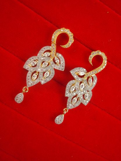 DE11 Daphne Royal Look Engagement Wear Zircon Premium Earring For Girls