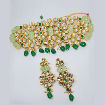 Bollywood Style Maroon Choker Green Necklace For Bridals NH42