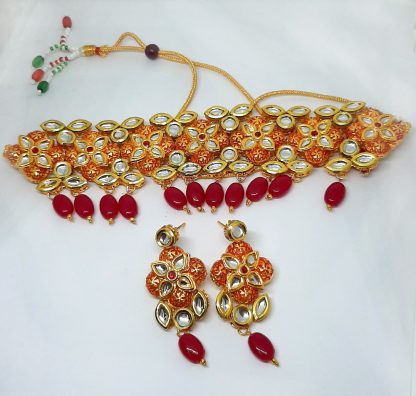 Bollywood Style Maroon Choker Green Necklace For Bridals NH45