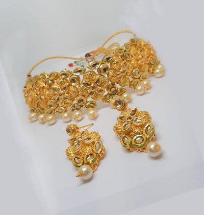 Designer Golden Flower Shape Choker Green Necklace For Bridals NH44