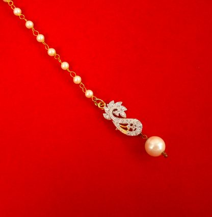 Imitation Jewelry Wedding Wear Royal Touch Golden Zircon Small Maang Tikka Christmas Celebration ZMG41