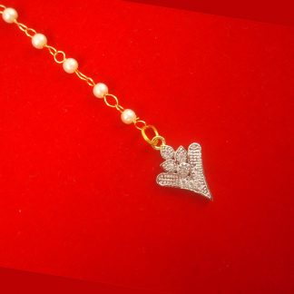 Imitation Jewelry Wedding Wear Royal Touch Golden Zircon Small Maang Tikka Christmas Celebration ZMG44