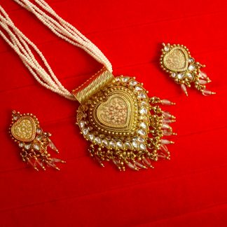 Wedding Wear Royal Touch Golden Heart Meenakari Pendant With Small Creamy Beaded Necklace Chain Earring Set Christmas Gift For Wife NH73