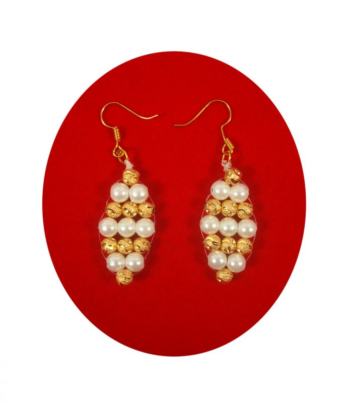 Imitation Jewelry Daily Wear Simple and Stylish White Golden Small Earring Easy To Go With Indo Western Dresses FE95