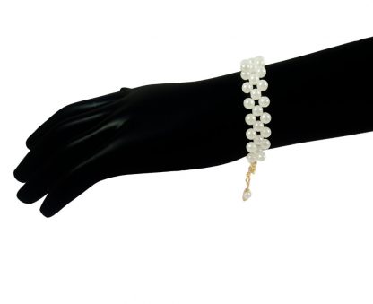Imitation Fashion Jewelry White Pearl Classy For Office Wear Bracelet For Girls CB27