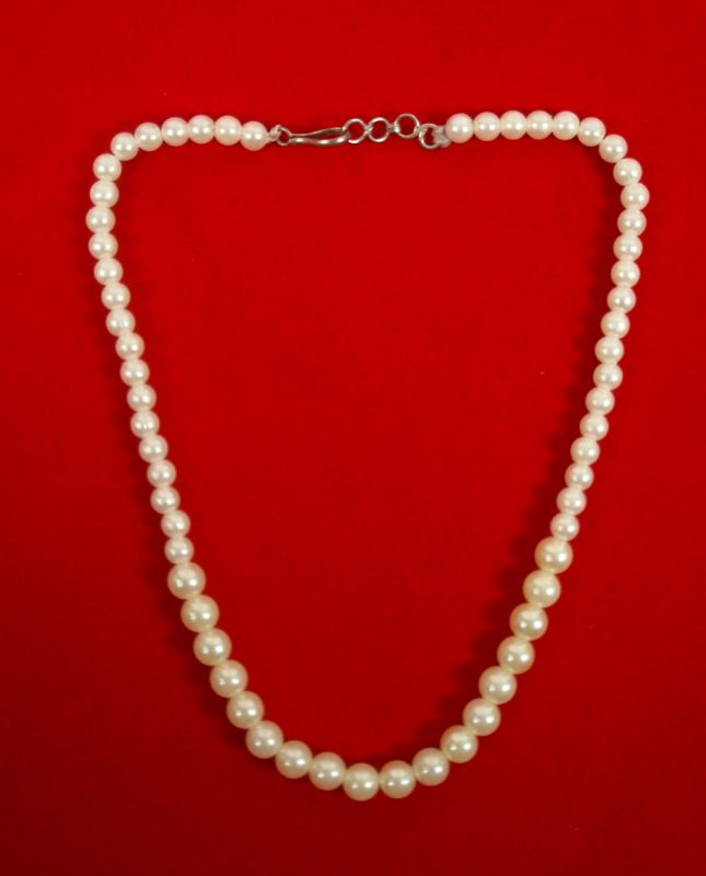 Imitation Jewelry Classy Daily Wear Pearl Creamy and white Pearl Chain Gift For Wife Dc53