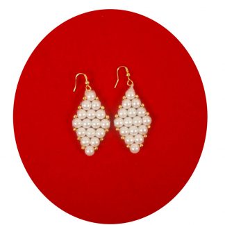 Imitation Jewelry Daily Wear Simple and Stylish White Golden Small Earring Easy To Go With Indo Western Dresses FE98