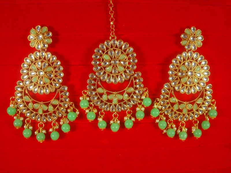 Imitation Jewelry Trending Wedding Wear Designer Golden Light Green Maang Tikka Earring Set For Bridal EM64