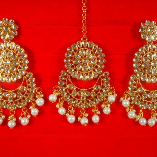 Imitation Jewelry Trending Wedding Wear Designer Golden White Maang Tikka Earring Set For Bridal EM66