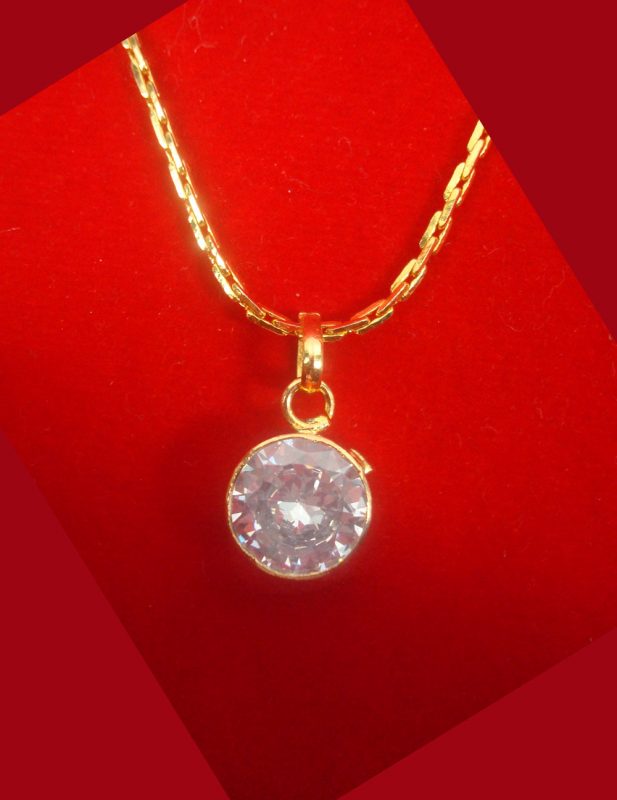 Fashion Jewelry Daily Wear Light Weighted Round Pendant with Golden chain FOR woman Sp24